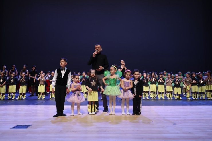 Denizli Büyükşehir’in 23 Nisan etkinlikleri miniklerle başladı