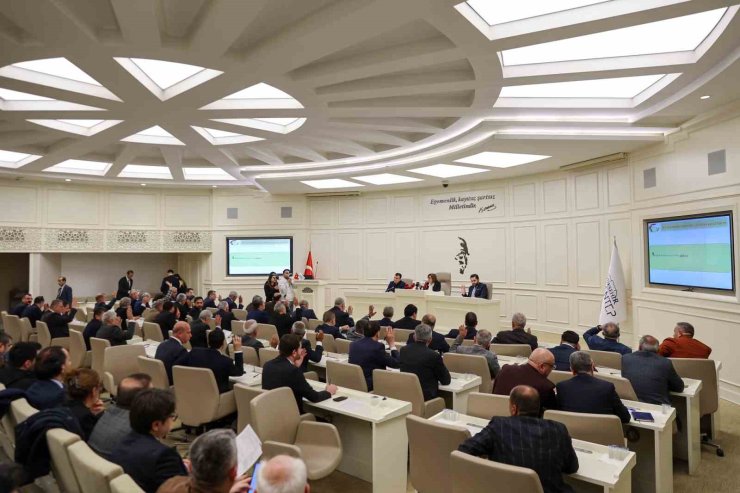 Büyükşehir Meclisi’nde Bakan Tekin’e paye, çiftçiye destek