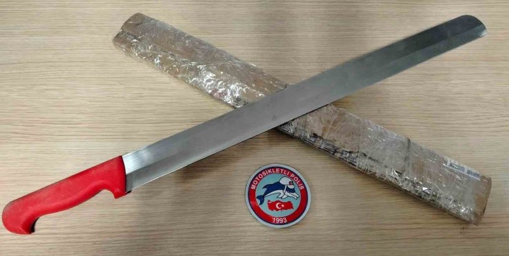 Polis bir haftada 7 bin 603 şahsın kimlik sorgulamasını yaptı