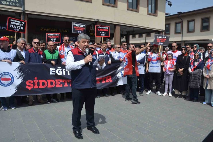 Balıkesir’de Eğitim-Bir-Sen’den Siverek saldırısına protesto