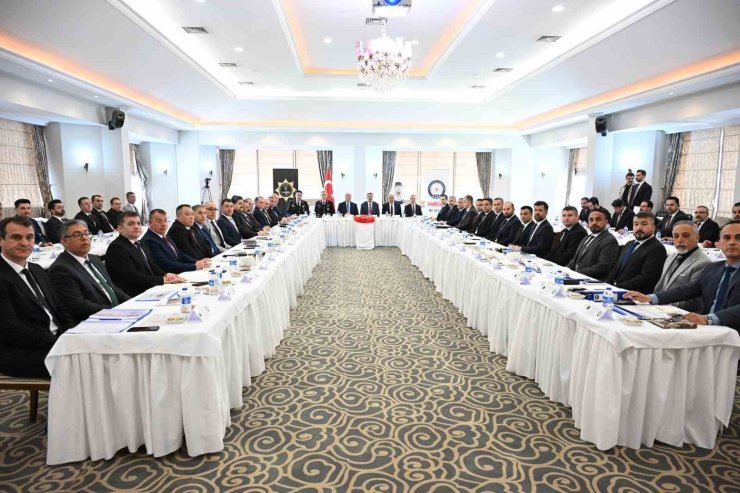 Denizli’de bölgesel narkotik zirvesi toplantısı gerçekleşti