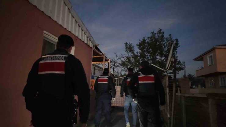 Tekirdağ merkezli uyuşturucu operasyonunda 8 tutuklama