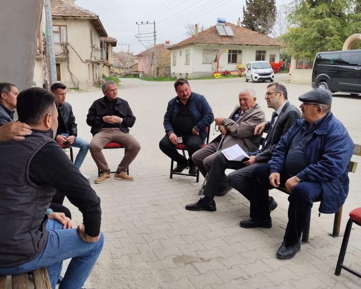 Uşak’ta İl Tarım ve Orman Müdürlüğü ekipleri üreticilerle bir araya geldi