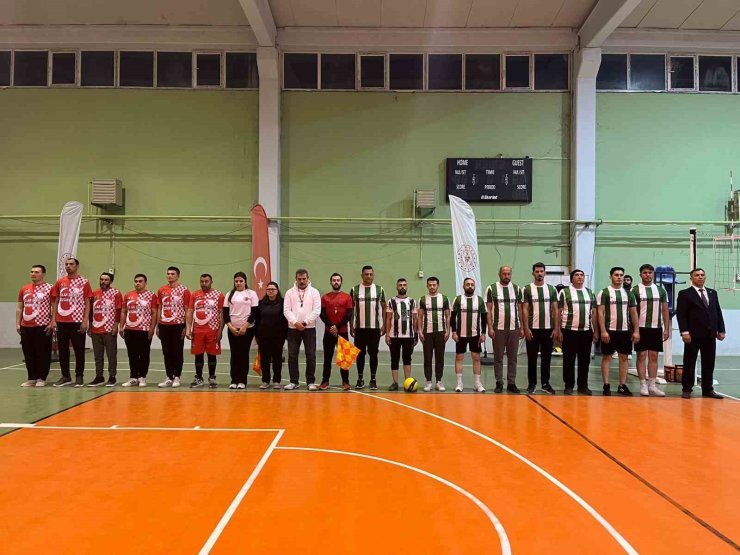 Beylikova’da voleybol turnuvası görkemli finalle tamamlandı