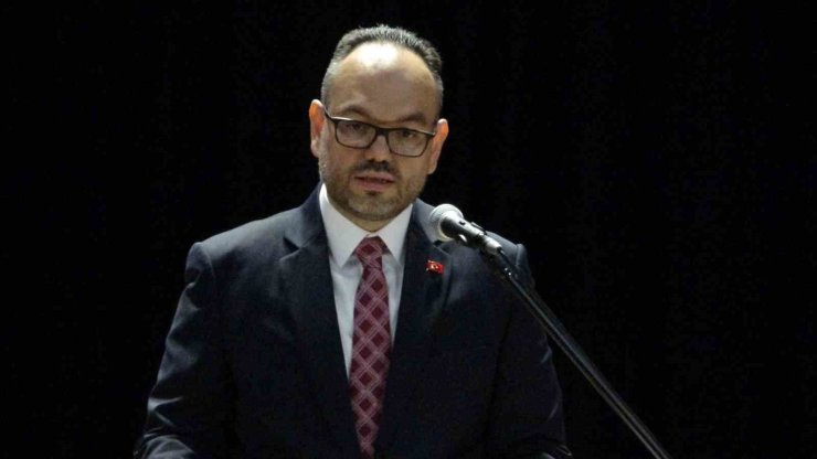 İletişim Başkan Yardımcısı Şahin: "Toplumların sağlıklı kararlar alabilmesi ve doğru yönlendirilebilmesi için güvenilir bilginin zamanında ve eksiksiz biçimde aktarılması elzemdir"