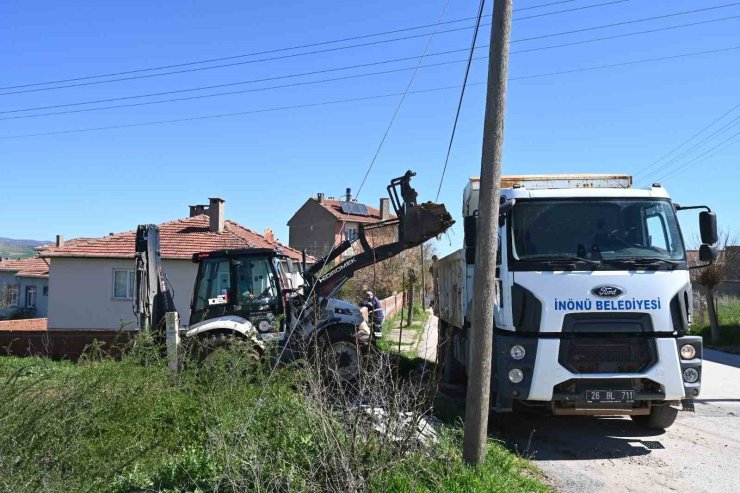 İnönü Belediyesi’nin yol çalışmaları aralıksız sürüyor