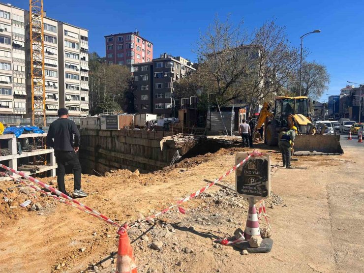 Fenerbahçe Chobani Stadyumu yanında korkutan çökme