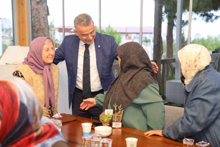 İlkadım Huzur Konağı ve Ata Ocağı’nda keyifler yerinde