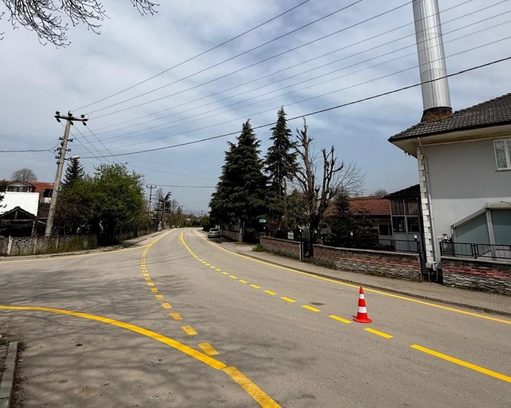 Çalıcuma Köyü’nde yol çizgi çalışmaları tamamlandı