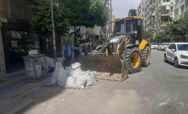 Akdeniz’de moloz ve atık seferberliği sürüyor