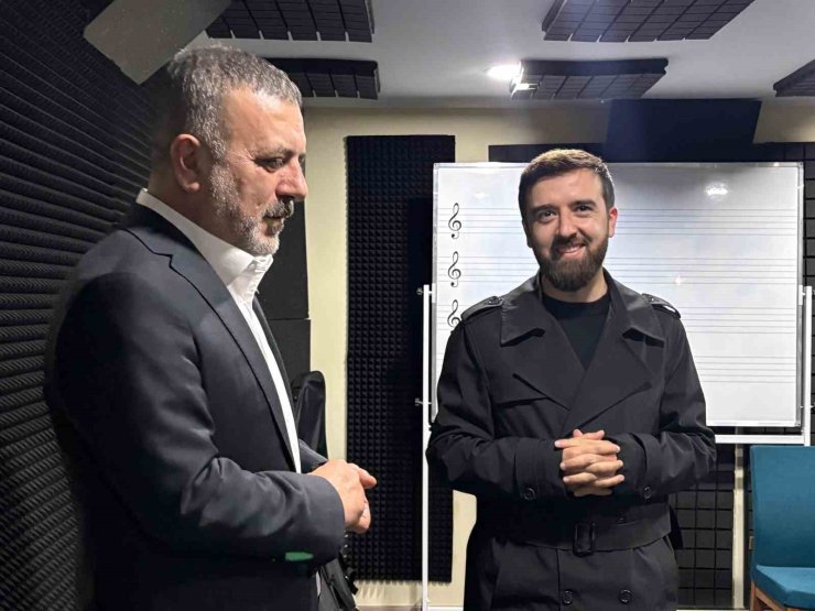 Sincan’da sanat dolu buluşma: Mevlan Kurtishi, Türk Musikisi Konservatuvarı’nda