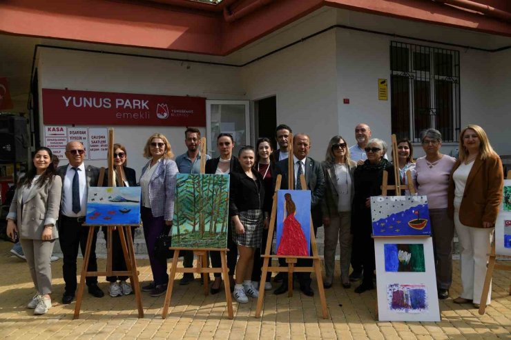 Emekli Kafe’de duygu dolu sergi