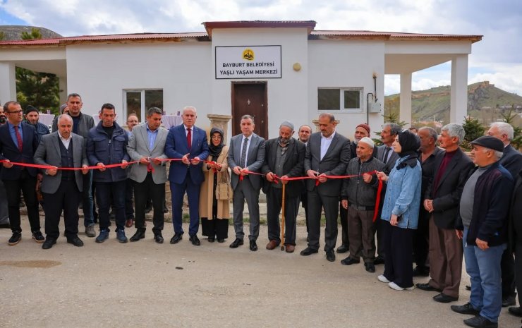 Bayburt’ta Yaşlı Yaşam Merkezi hizmete açıldı