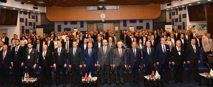 Türk pamuğunun geleceği masaya yatırıldı