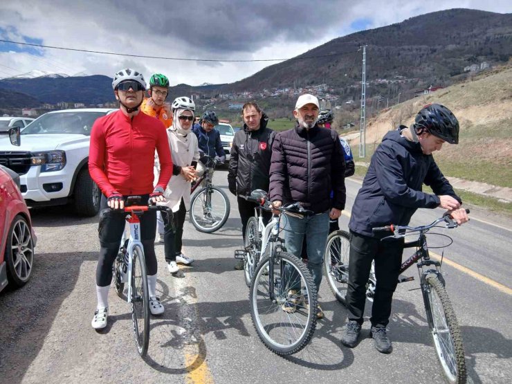 Posof’ta bisiklet turu etkinliği