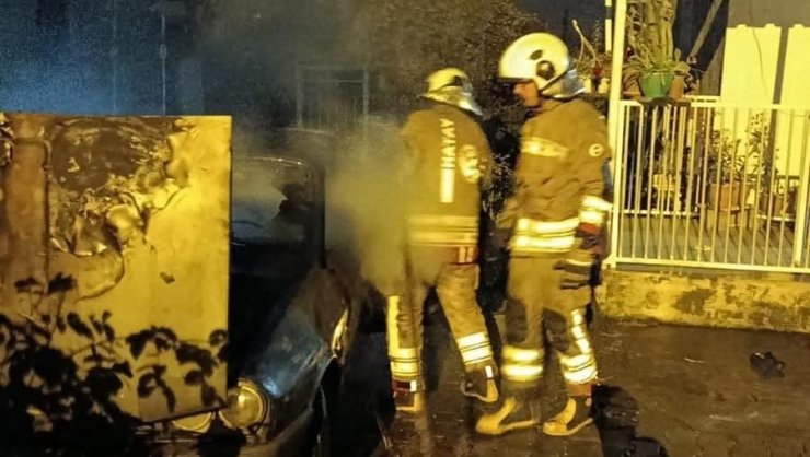 Dörtyol’da otomobil yangını