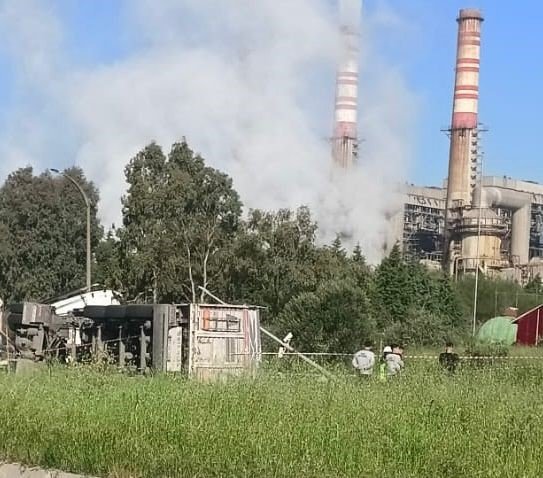 Yatağan’da kömür yüklü kamyon devrildi: 1 yaralı