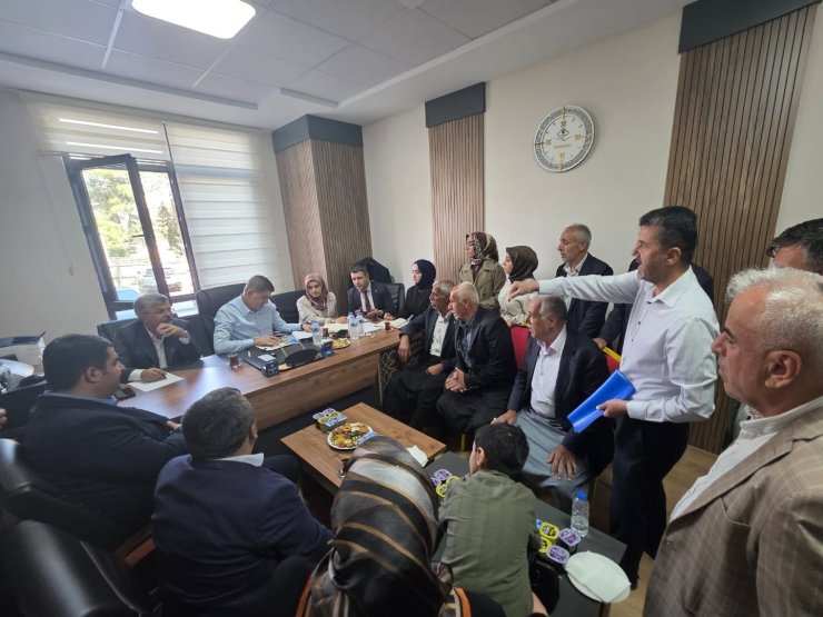 AK Parti’de "Halk Günü" Buluşması