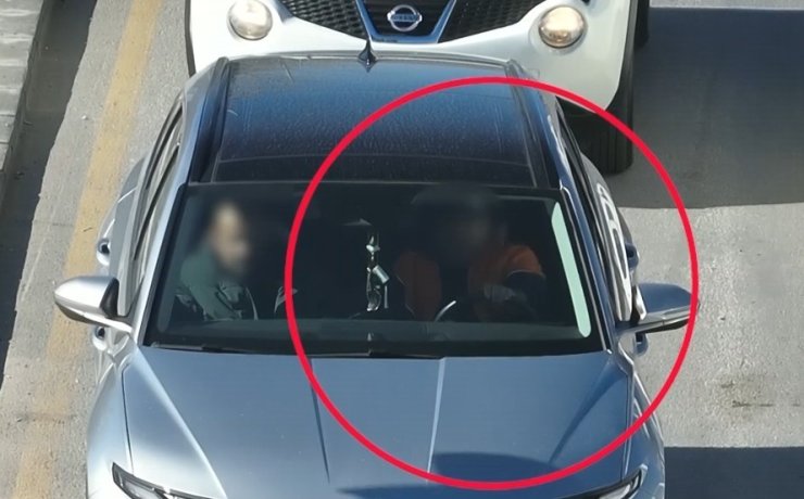 Dronu görünce emniyet kemerini taktılar