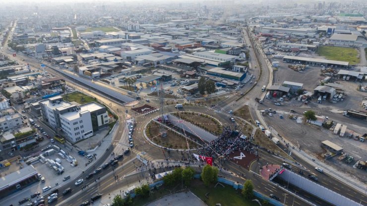 Mersin’de Hal Katlı Kavşağı hizmete açıldı