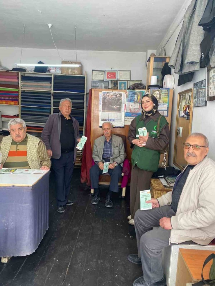 Yeşilay Kars’tan esnafa ziyaret: Bağımlılıkla mücadelede farkındalık artıyor