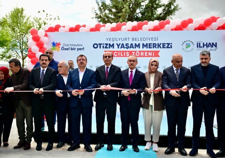 Yeşilyurt Belediyesi Otizm Yaşam ve Destek Merkezi hizmete sunuldu