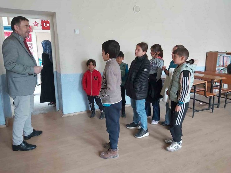 Emirdağ’da öğrencilere Kur’an kursları tanıtıldı