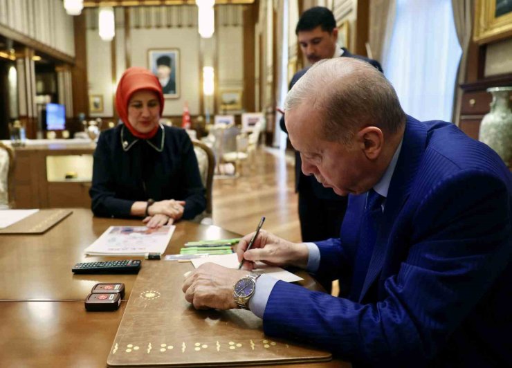 Cumhurbaşkanı Erdoğan, kurban vekaletini Türk Kızılay’a verdi