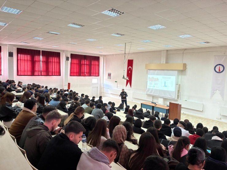 Hisarcık MYO’da "Narko Gençlik" eğitimi gerçekleştirildi