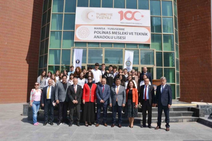 Manisa’da geleceğin meslekleri aynı çatıda buluştu