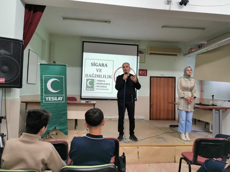 Yeşilay Niğde Şube Başkanı Yıldız: "Bağımlılığın türü değişse de tehlike aynı"