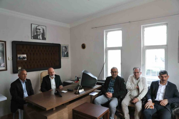 Başkan Çolakbayrakdar: "Hemşehrilerimizin ihtiyaçlarını yerinde tespit ediyoruz"
