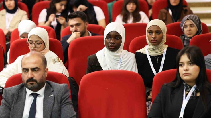 55 ülkeden 200 öğrenci Gazımoıc 2026’da bir araya geldi