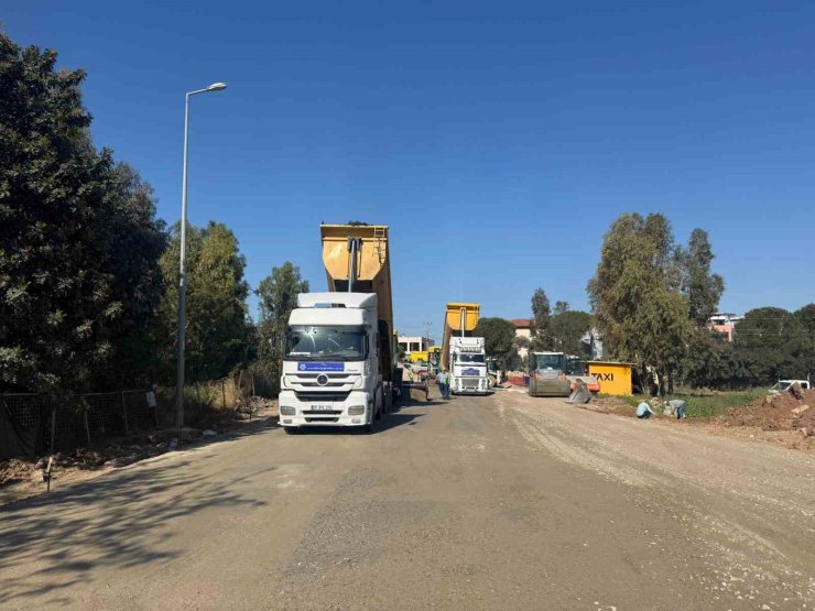 Aydın Büyükşehir Belediyesi tüm ilçelerde ulaşım yatırımlarını sürdürüyor