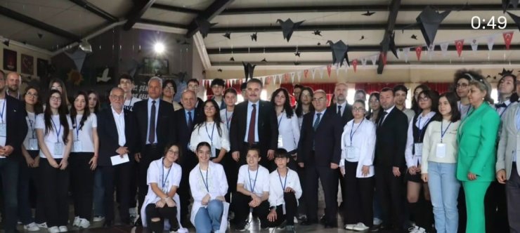 Genç yetenekler projelerini görücüye çıkardı