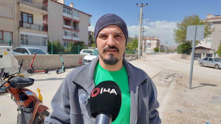 Çanta, cüzdan derken yol kenarında buzdolabı bulundu