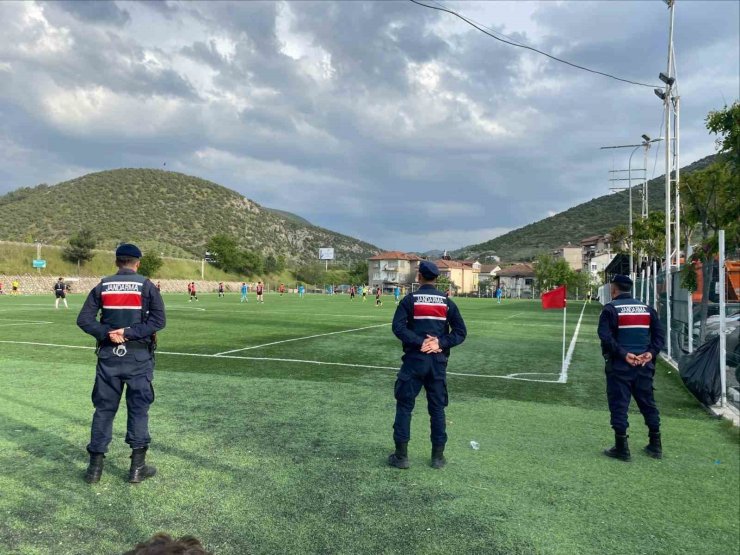 Vezirhanspor-1299 Bilecikspor maçında üst düzey güvenlik