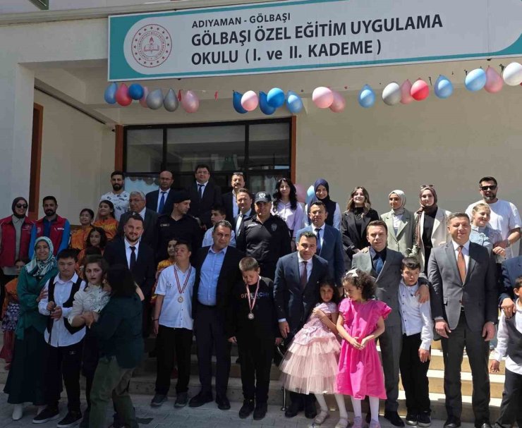 Gölbaşı’nda engelliler programı düzenledi