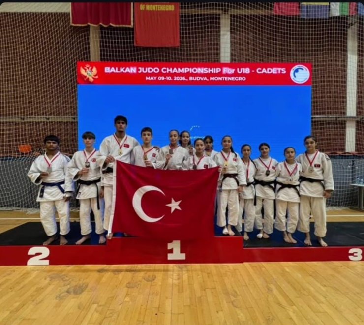 Denizli’nin gururu Şirin, Balkan üçüncüsü oldu