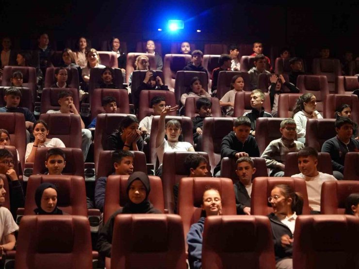 Öğrencilere sinema etkinliği