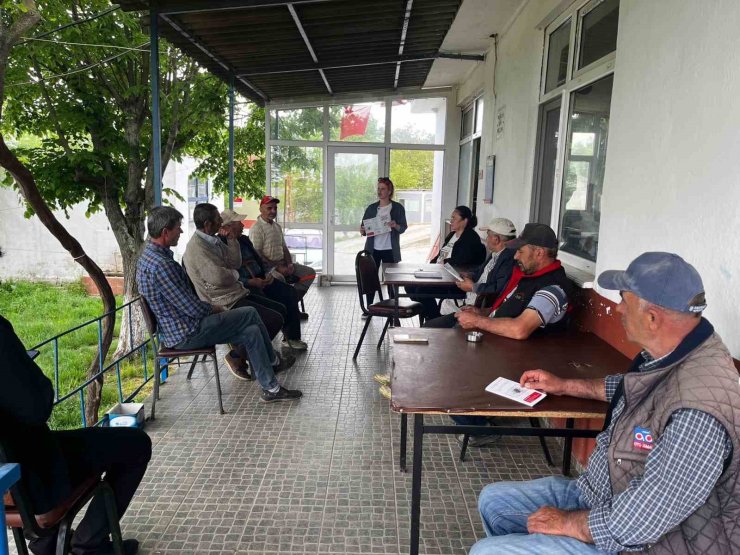 Kofçaz köylerinde KKKA ve kist hidatik hastalığı eğitimi