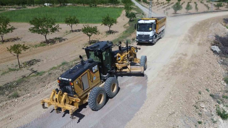 Battalgazi’de yol düzenleme çalışmaları devam ediyor