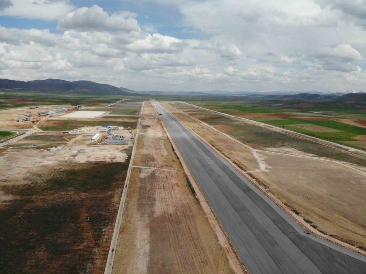 Gümüşhane-Bayburt Havalimanı’nda çalışmalar sürüyor