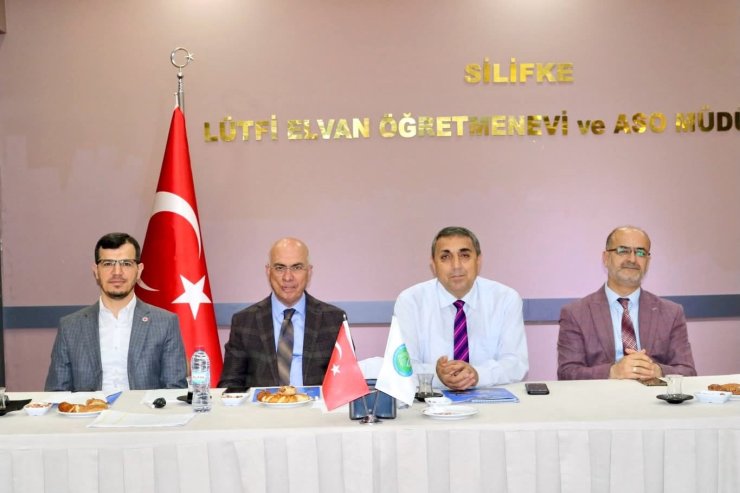 Silifke’de İlçe Müftüleri Toplantısı gerçekleştirildi