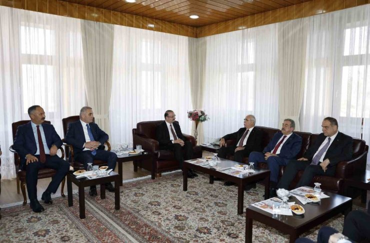 Hukuk, bilim ve kültürel miras aynı çatıda buluştu