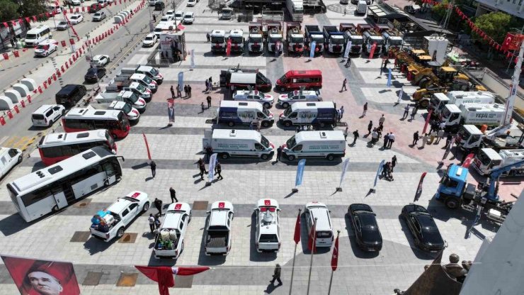 Manisa’ya 376 araçlık dev filo
