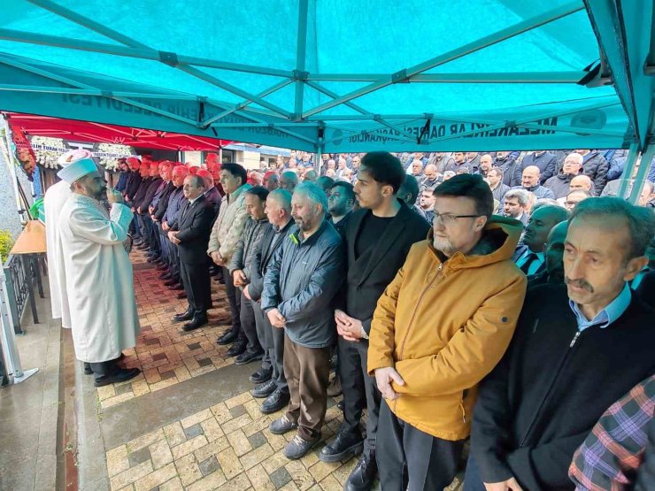 Ömer Yıldız’dan eşine son görev