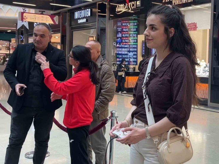 İlk kez dron kullandılar, heyecanı doyasıya yaşadılar