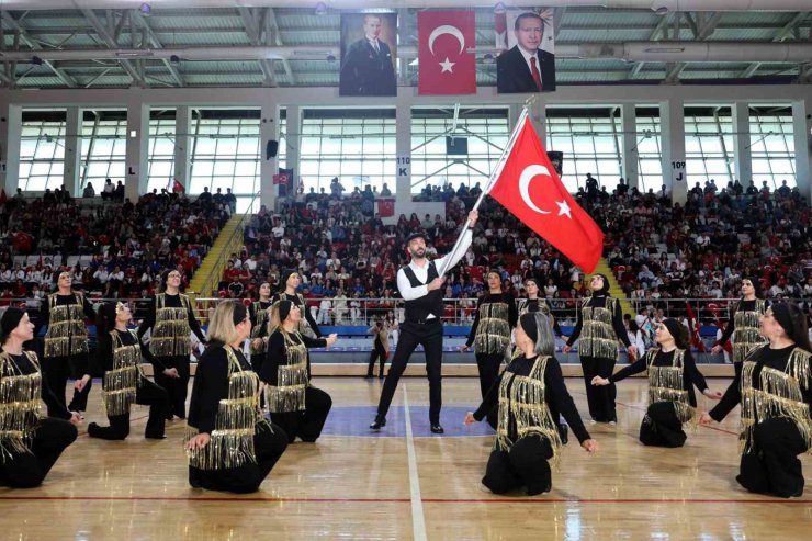 Afyonkarahisar’da 19 Mayıs coşkusu