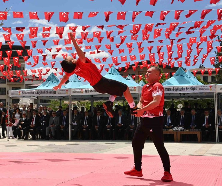 Kahramanmaraş’ta Atatürk’ü Anma, Gençlik ve Spor Bayramı coşkuyla kutlandı